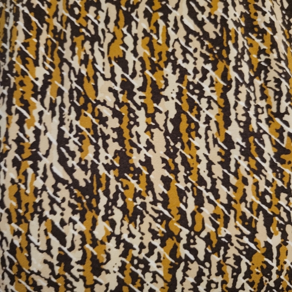 NEW J. McLaughlin Nora Turtleneck,  Animal Print (XL) - Picture 5 of 10